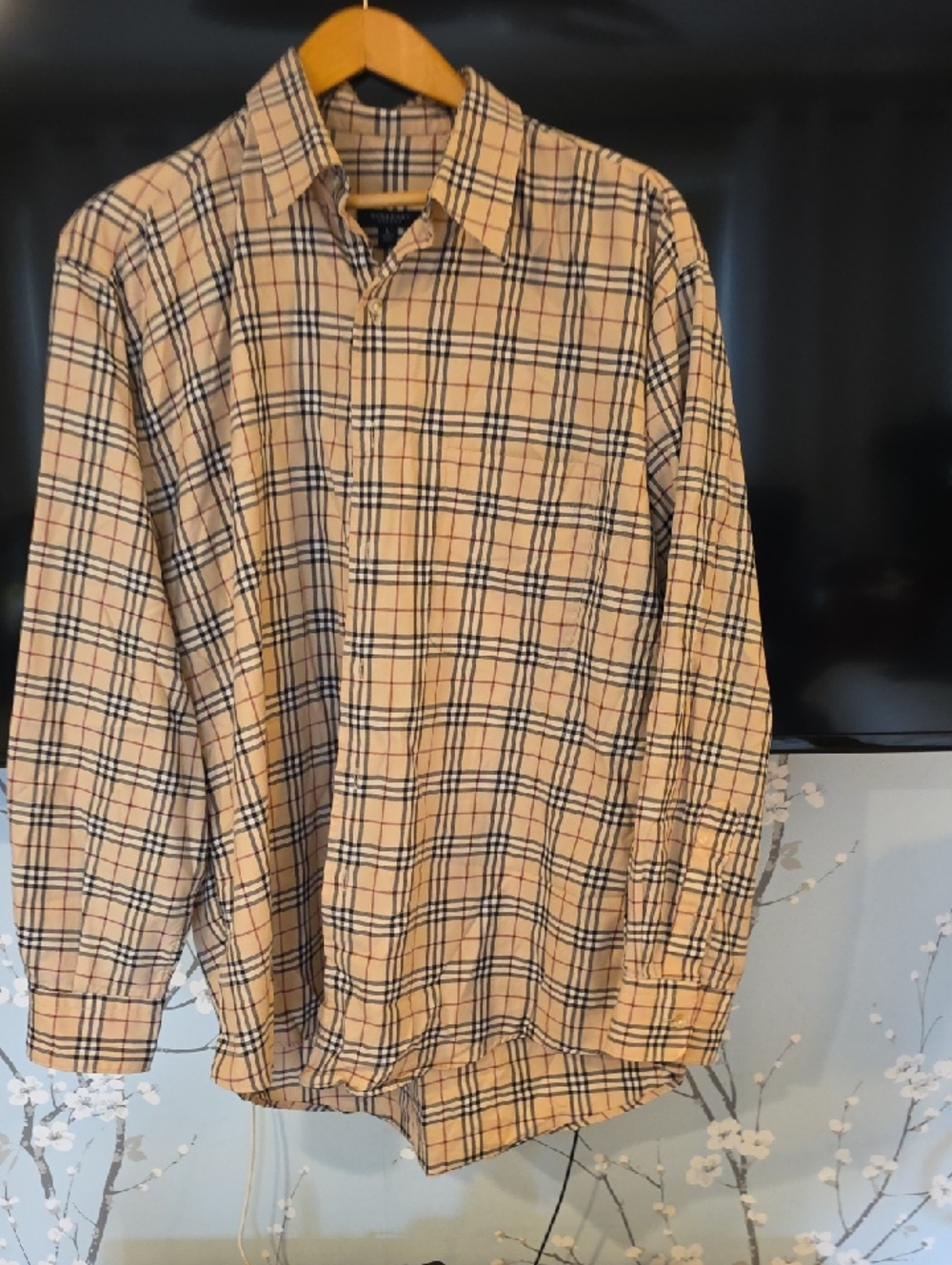 Burberry of london size large Mens shirt